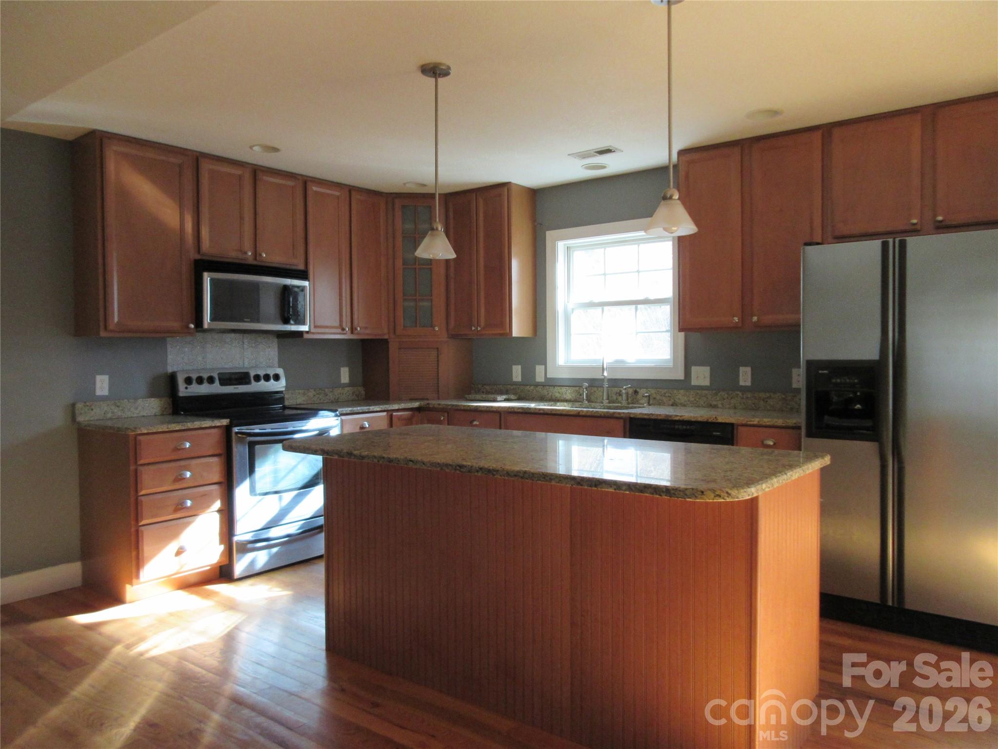 618 Brook Knoll Circle Weaverville NC 28787