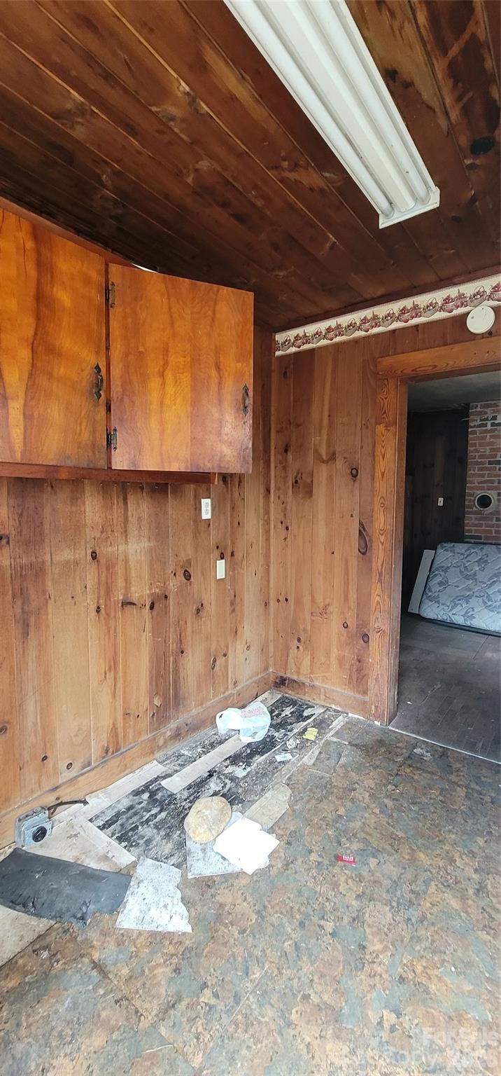 1939 River Road Lincolnton NC 28092