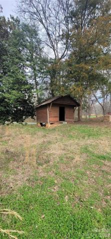 1939 River Road Lincolnton NC 28092