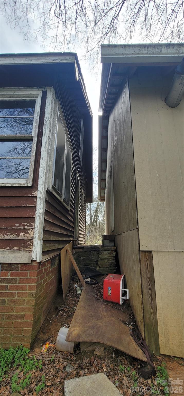 1939 River Road Lincolnton NC 28092