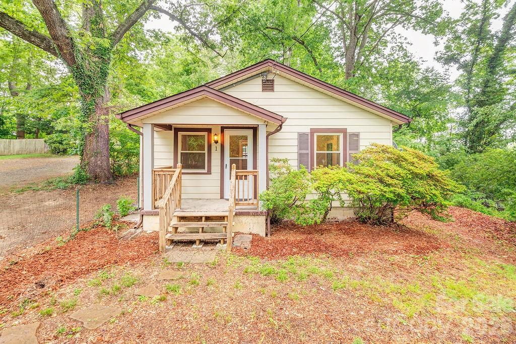 1 Narbeth Road Asheville NC 28806