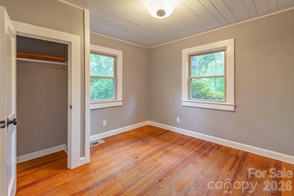 1 Narbeth Road Asheville NC 28806