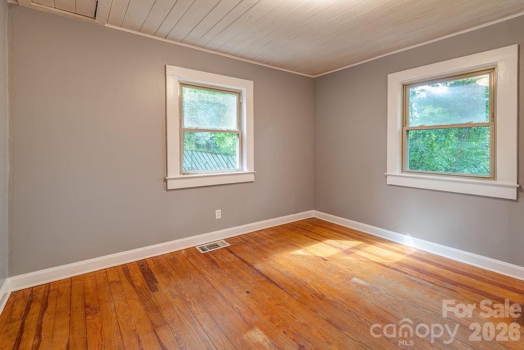 1 Narbeth Road Asheville NC 28806