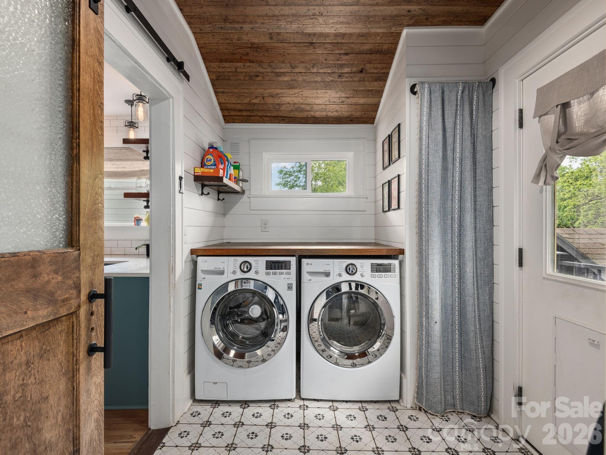 19 Lanvale Avenue Asheville NC 28806