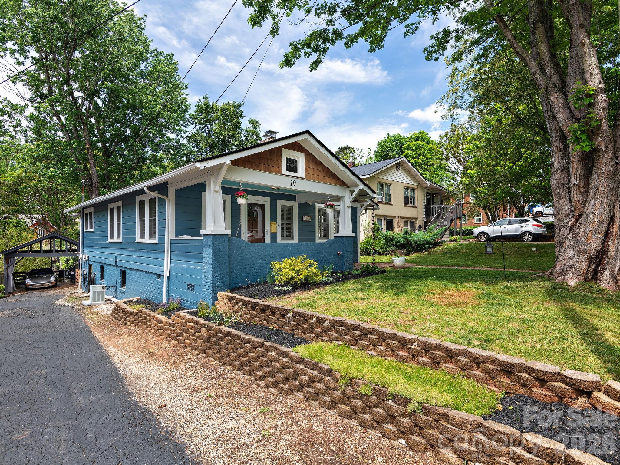 19 Lanvale Avenue Asheville NC 28806