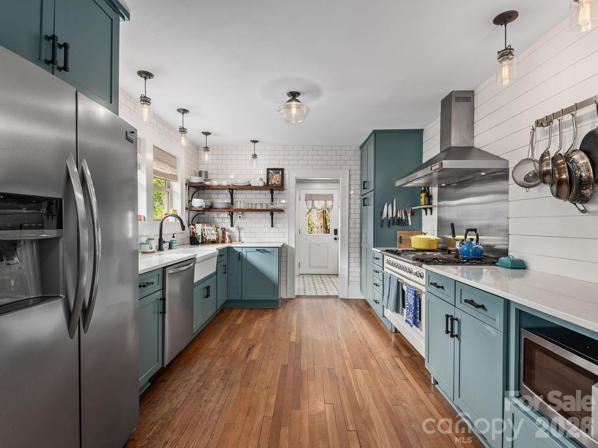19 Lanvale Avenue Asheville NC 28806