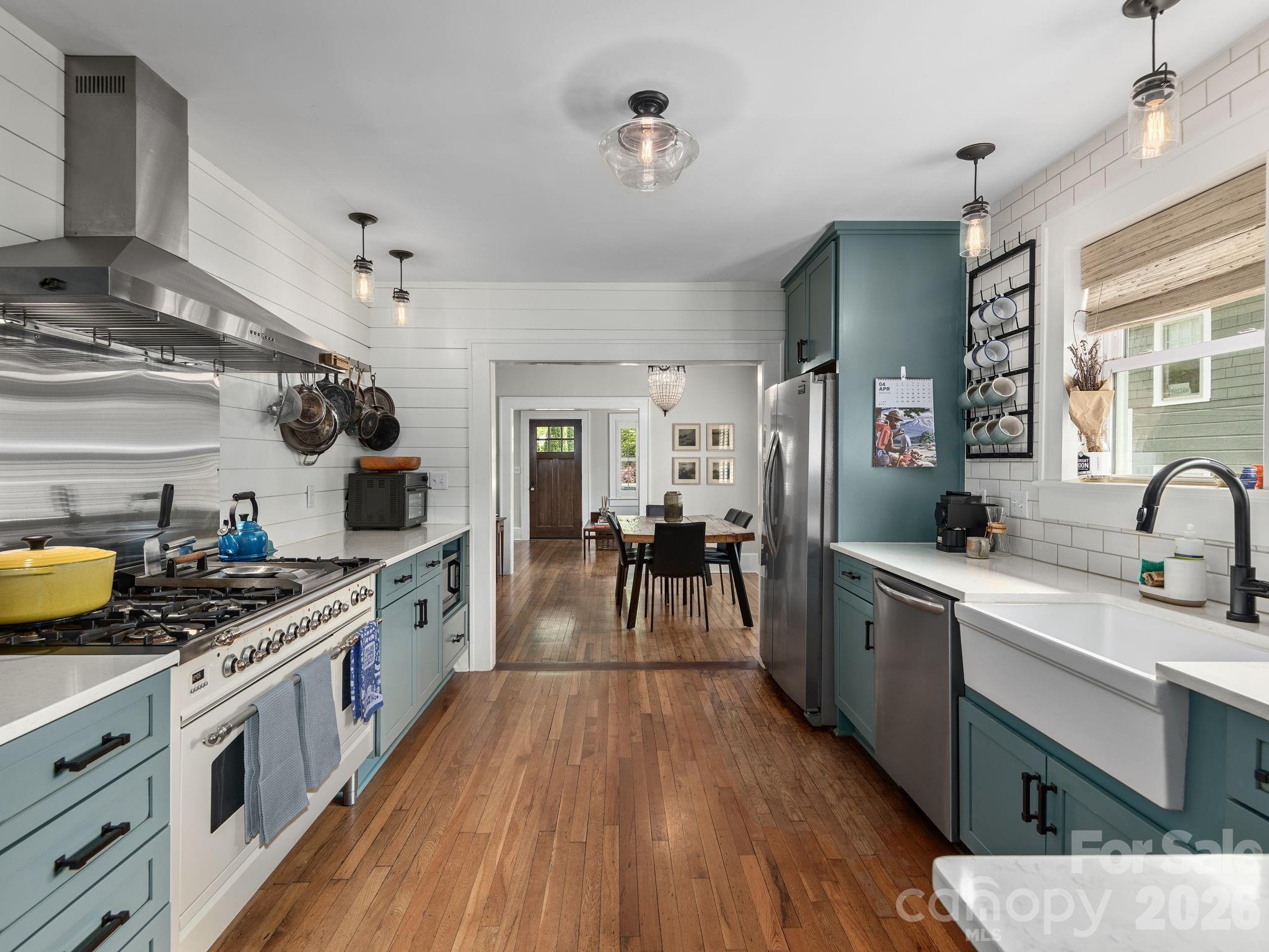 19 Lanvale Avenue Asheville NC 28806