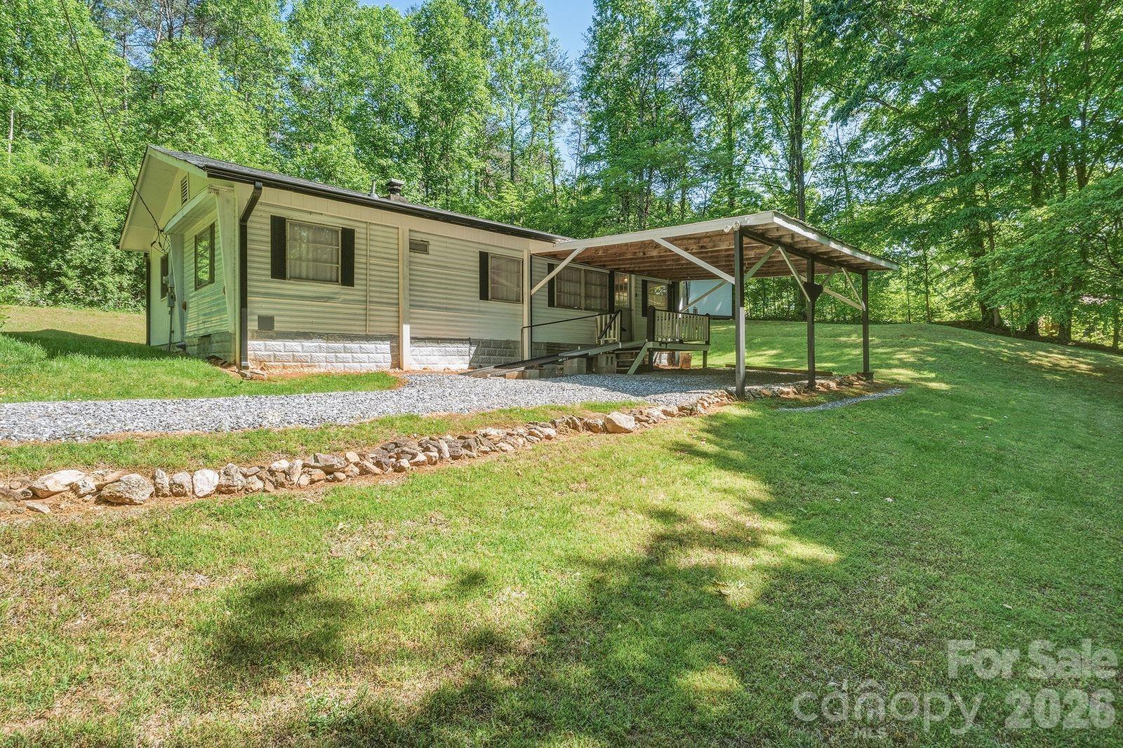3823 Hickory Highway Statesville NC 28677