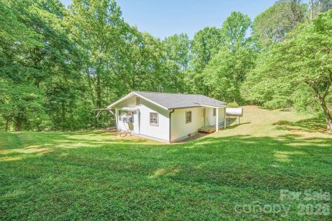 3823 Hickory Highway Statesville NC 28677
