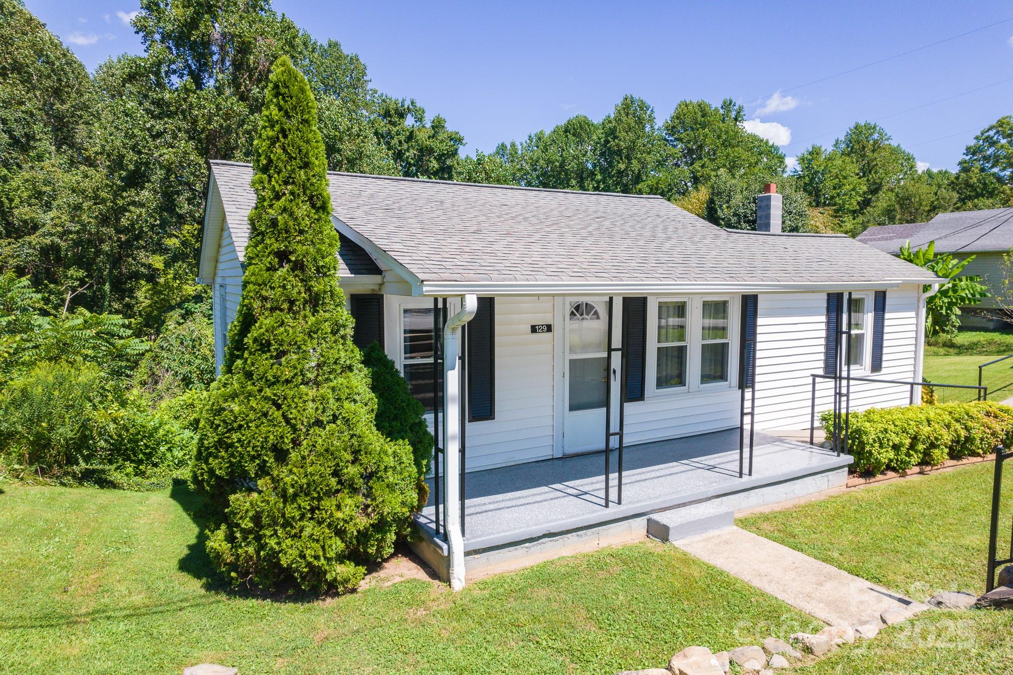 129 Seagle Street Marion NC 28752