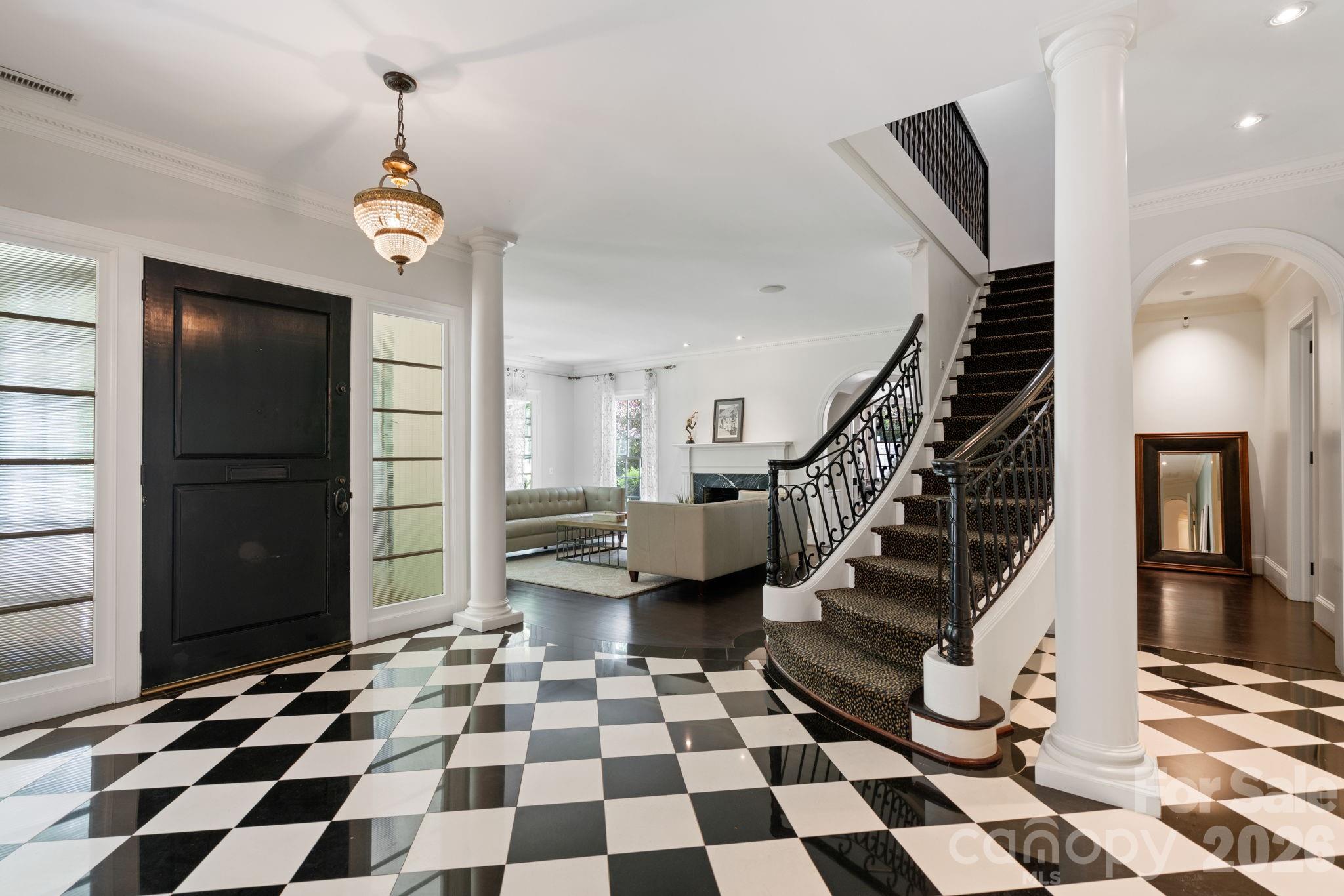 3135 Loma Lane Charlotte NC 28205