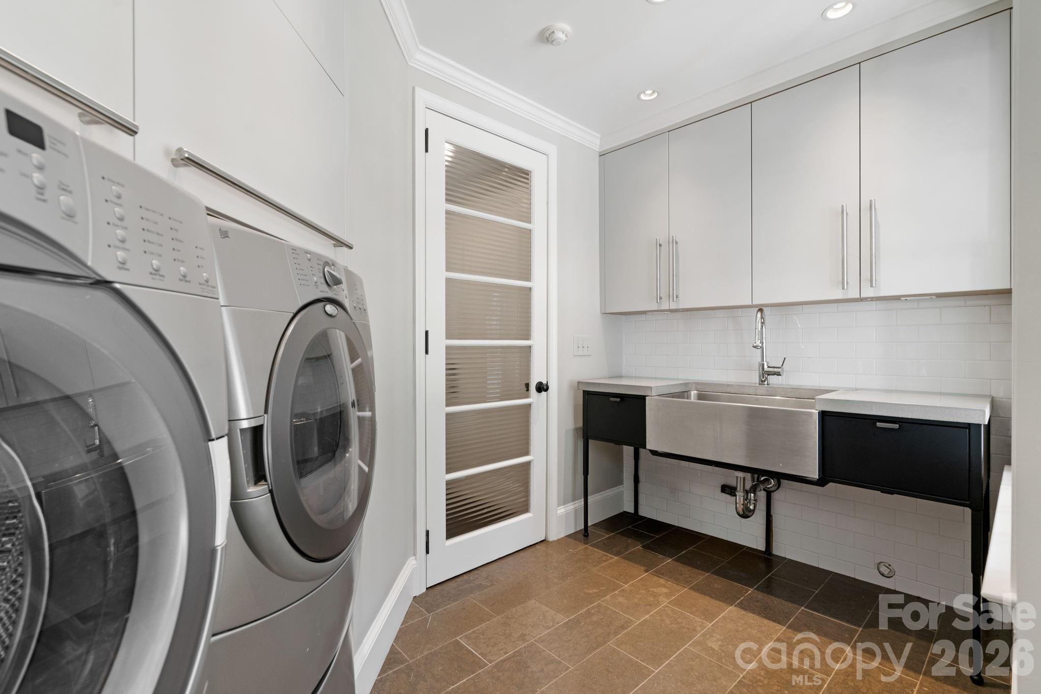 3135 Loma Lane Charlotte NC 28205