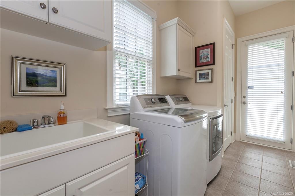 3323 Indian Meadows Lane Charlotte NC 28210