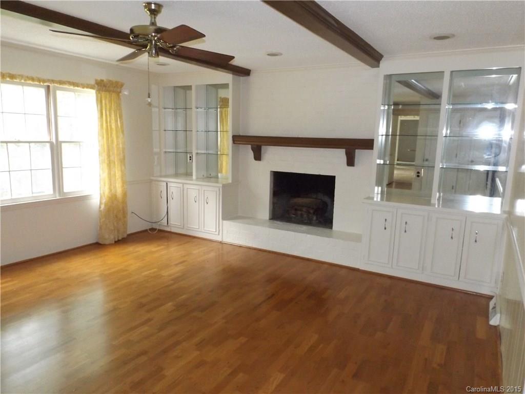 3129 Chaucer Drive Charlotte NC 28210