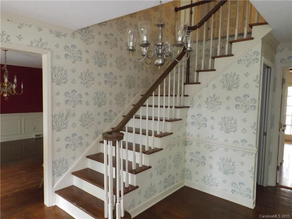 3129 Chaucer Drive Charlotte NC 28210