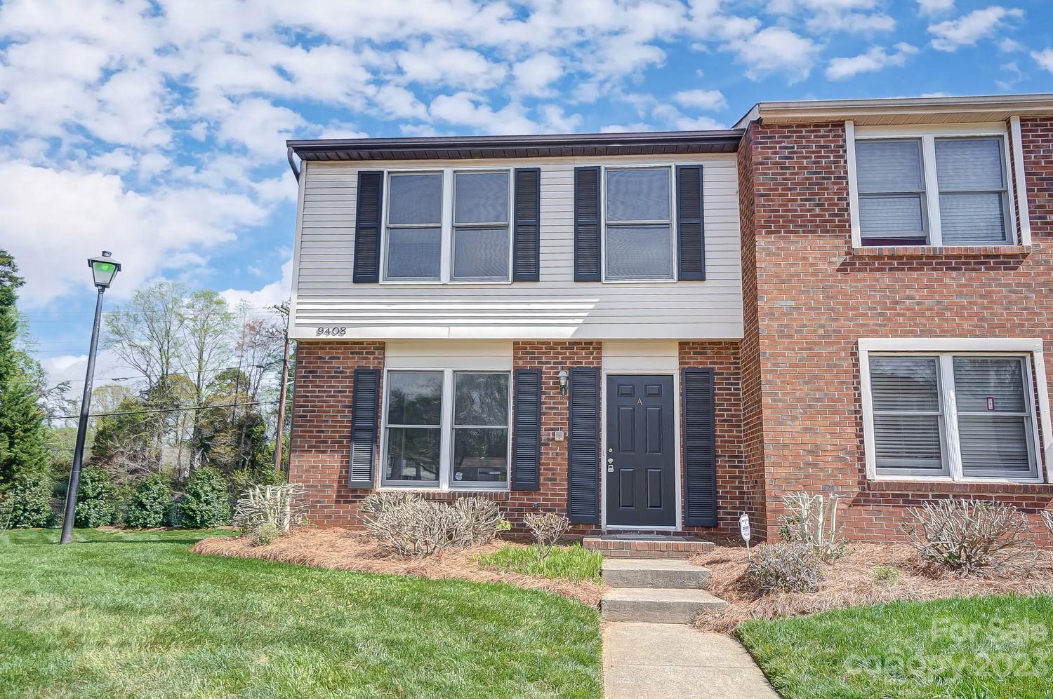 9408 Lexington Circle Charlotte NC 28213
