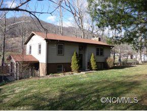 334 North Fork Road Barnardsville NC 28709