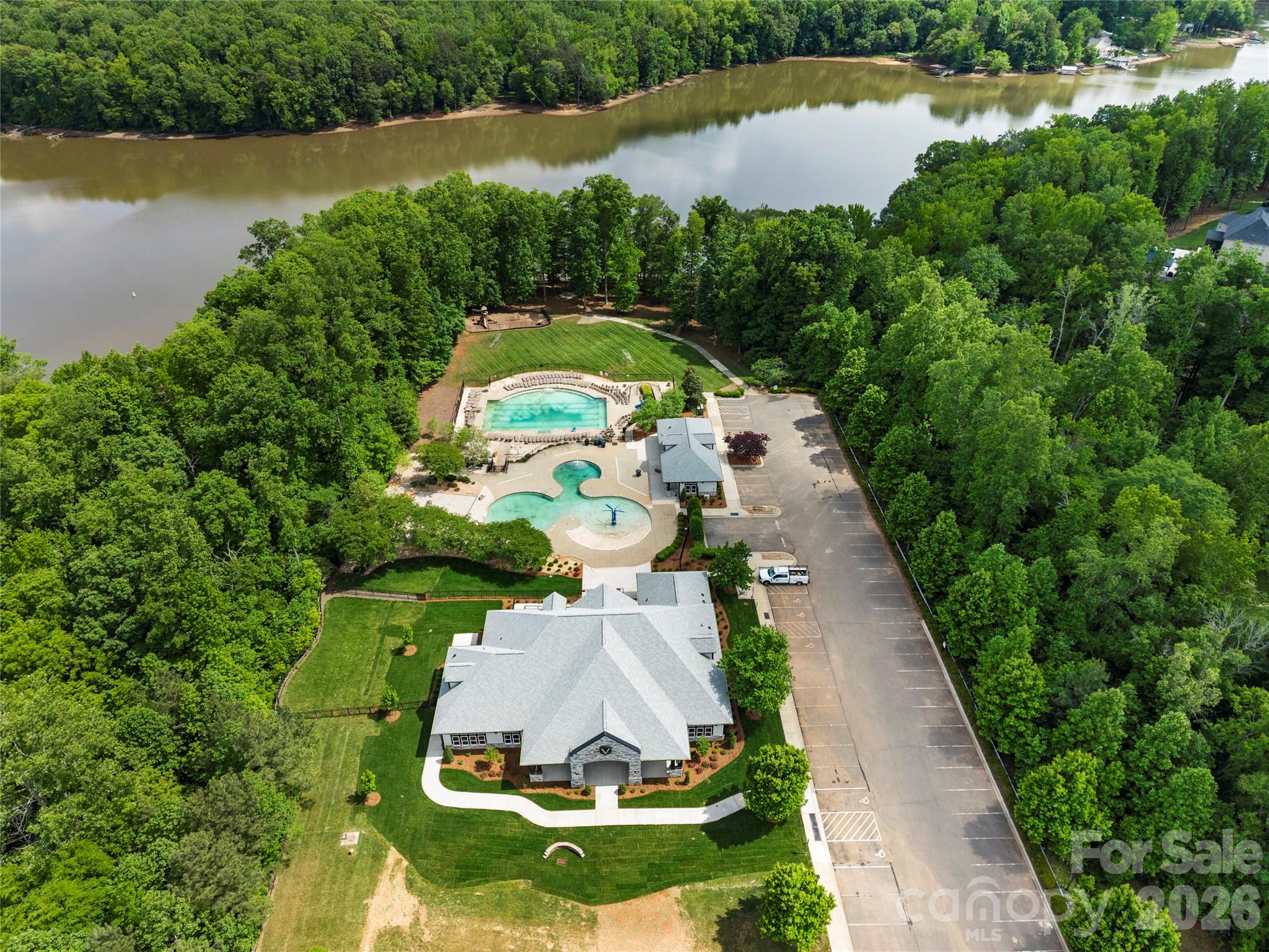 3249 Elyse Manor Court Charlotte NC 28214