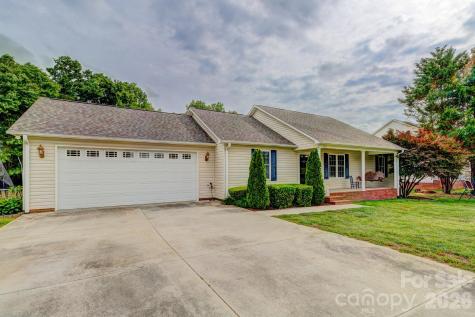 4671 Garys Place Crouse NC 28033