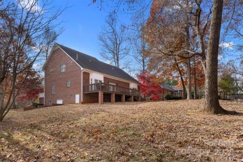 168 Game Trail Thomasville NC 27360