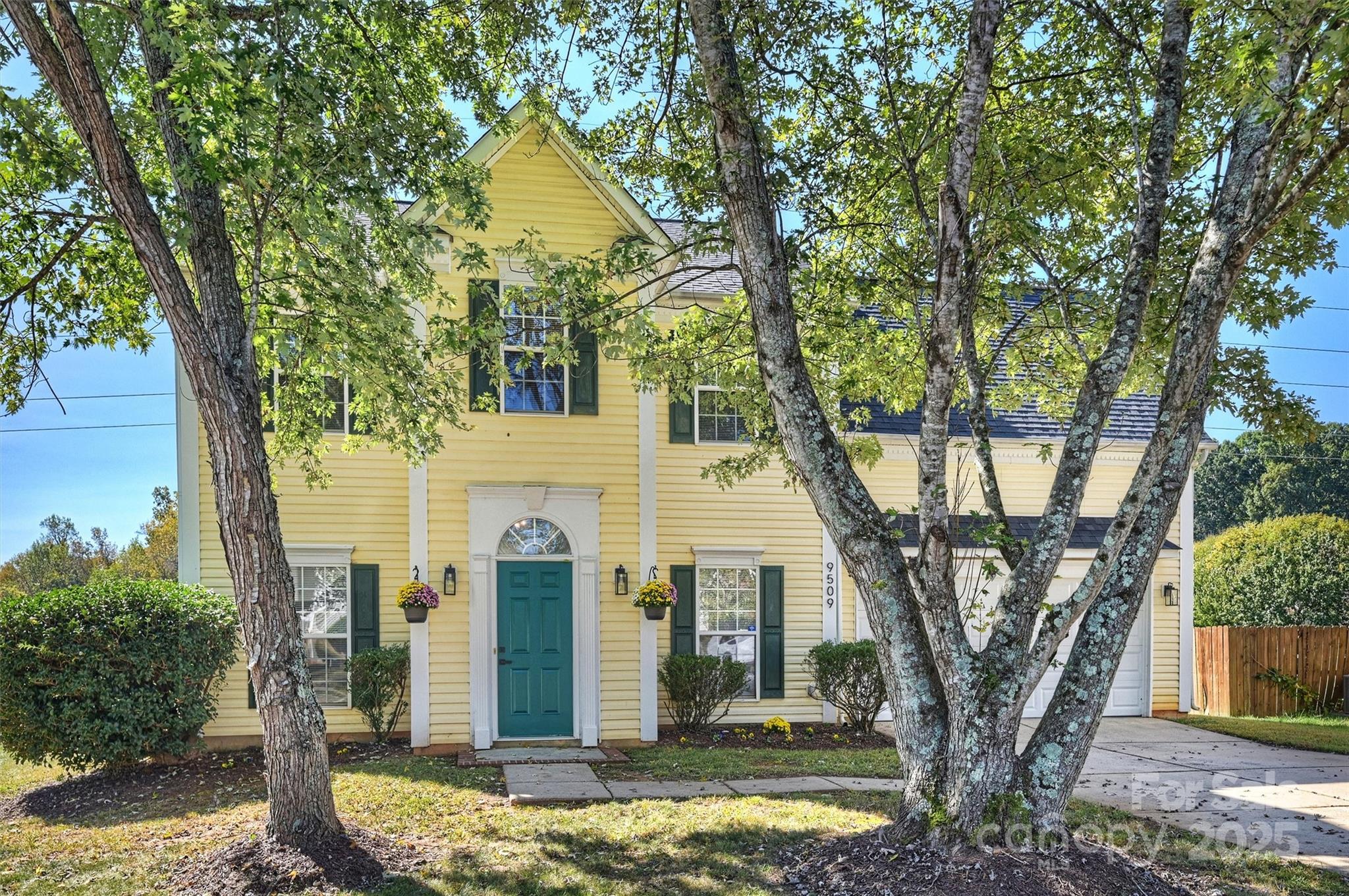 9509 Green Apple Drive Charlotte NC 28215