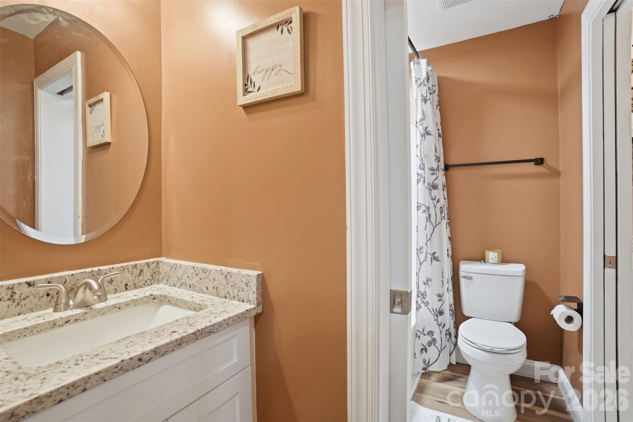 1629 Oak Leaf Drive Hickory NC 28601