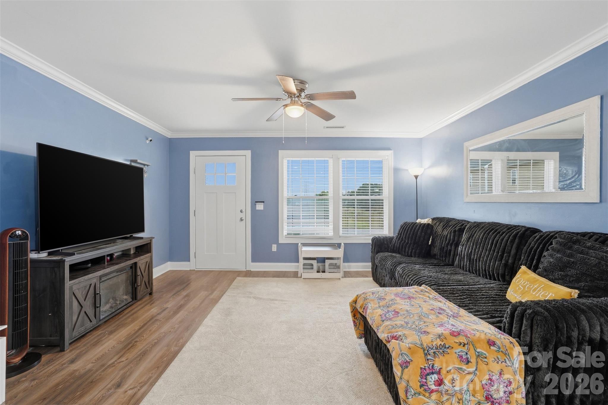 1629 Oak Leaf Drive Hickory NC 28601