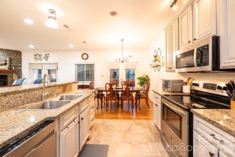 114 Charles Lowe Lane Banner Elk NC 28604