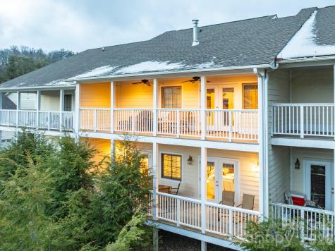 114 Charles Lowe Lane Banner Elk NC 28604