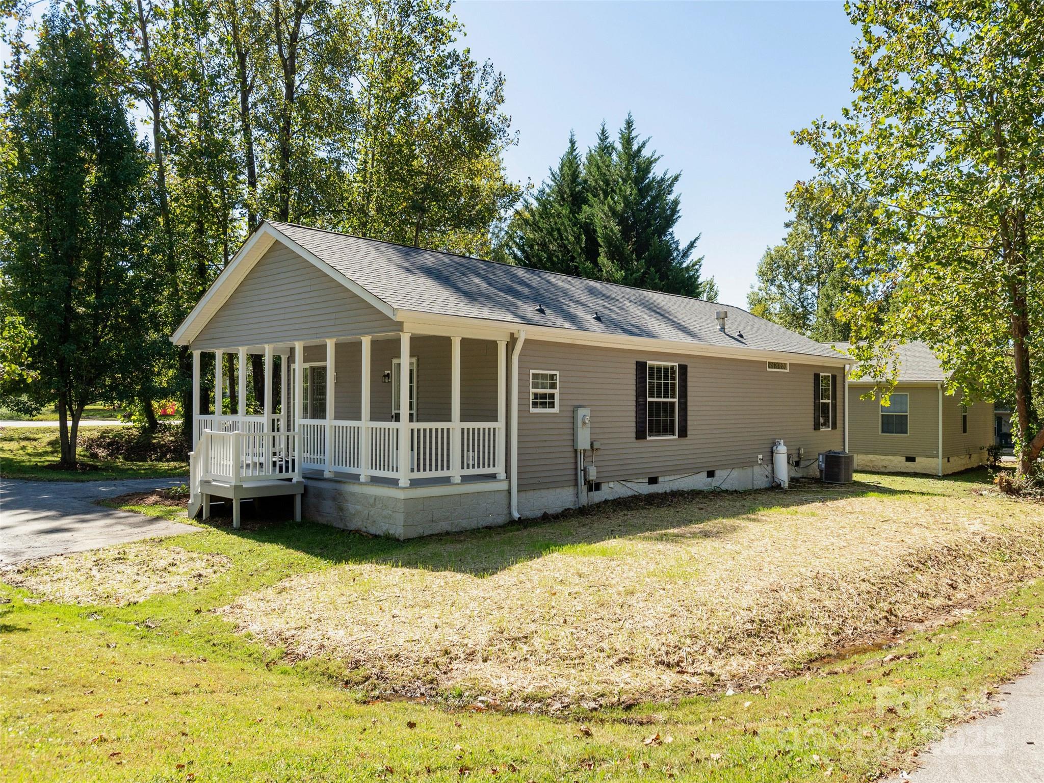 97 Hoopers Creek Road Fletcher NC 28732