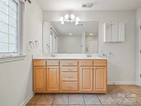 63 Stonebridge Drive Asheville NC 28805