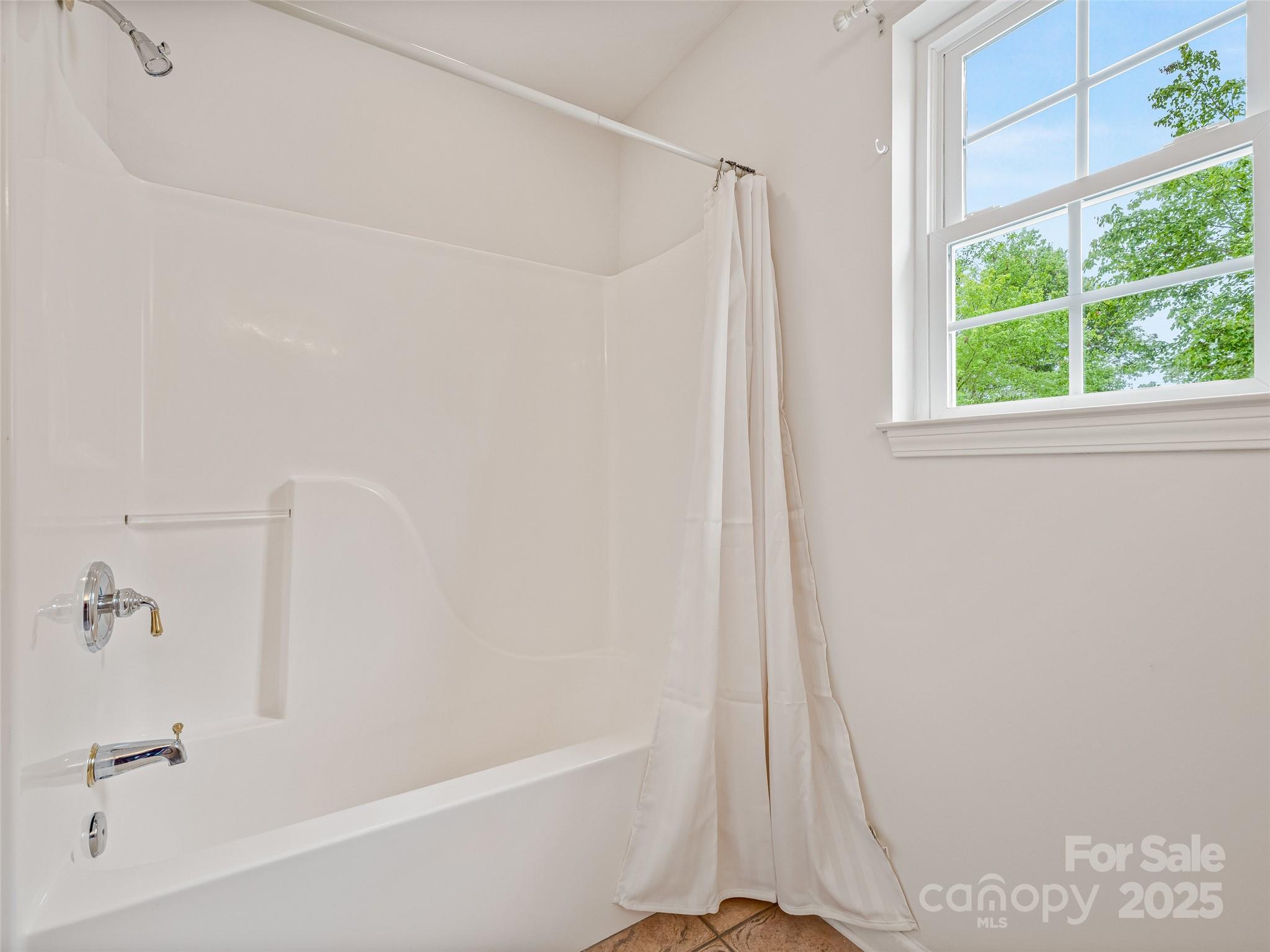 63 Stonebridge Drive Asheville NC 28805