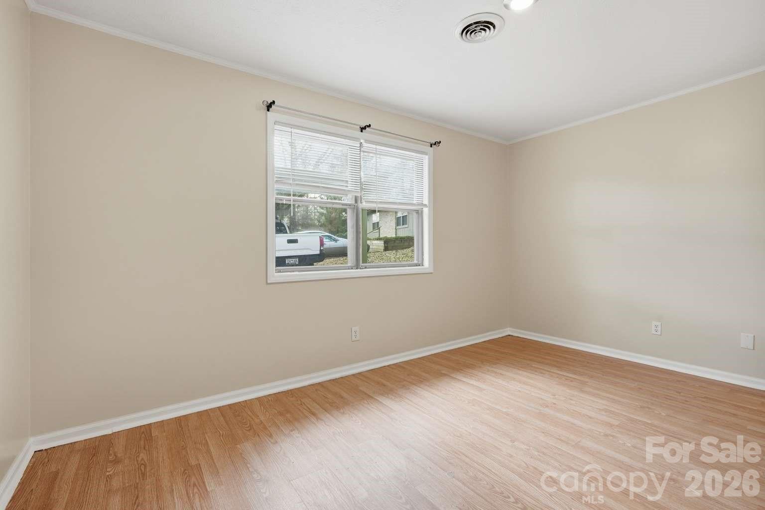 714 Farmington Circle Hendersonville NC 28739
