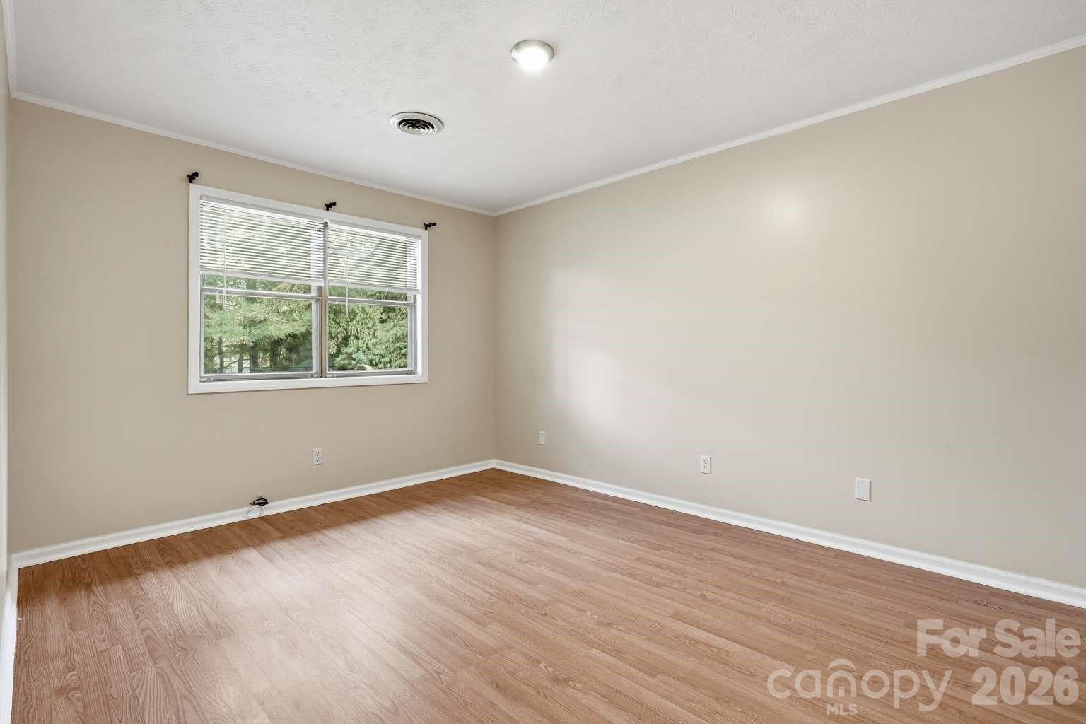 714 Farmington Circle Hendersonville NC 28739