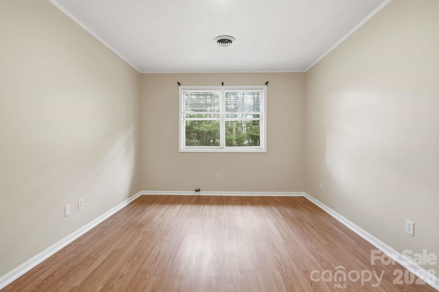 714 Farmington Circle Hendersonville NC 28739