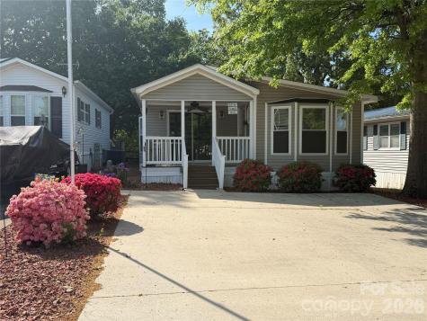 129 Club House Drive New London NC 28127