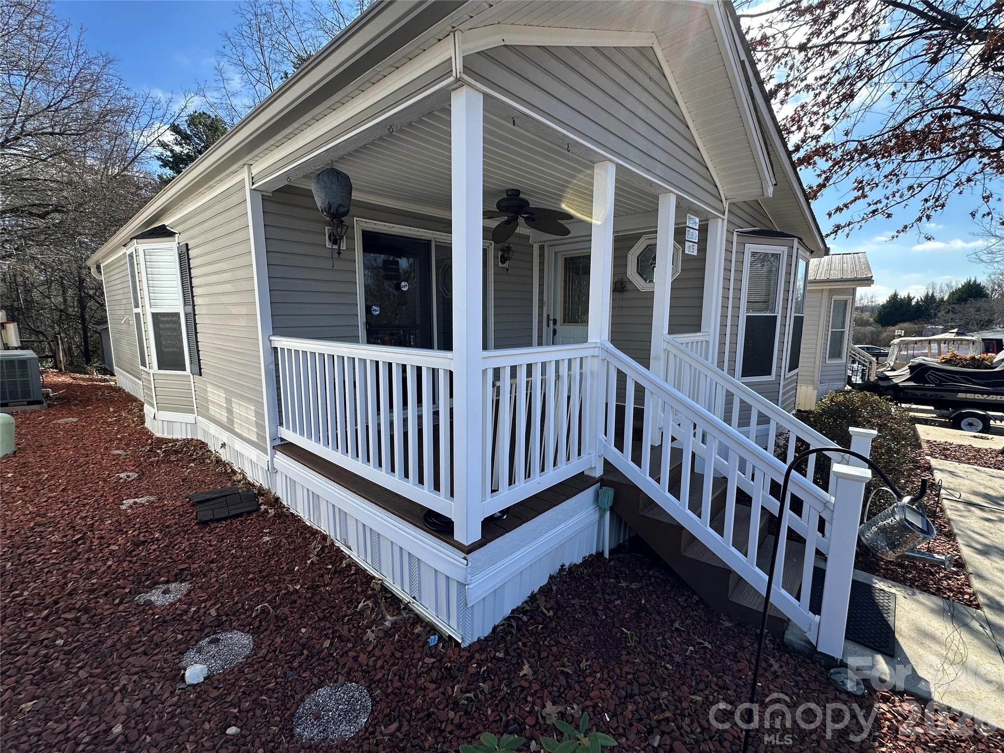 129 Club House Drive New London NC 28127