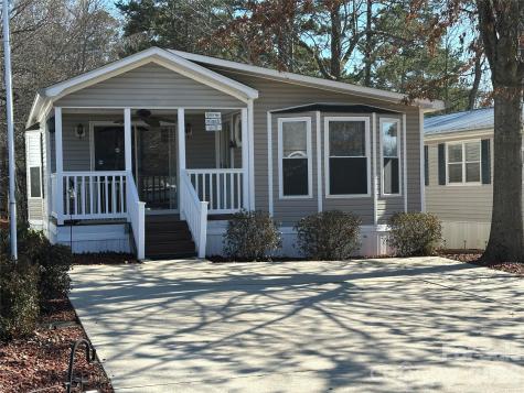 129 Club House Drive New London NC 28127