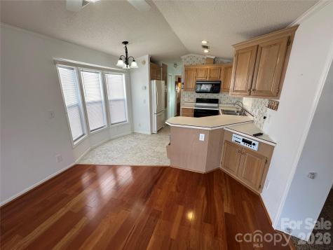 129 Club House Drive New London NC 28127
