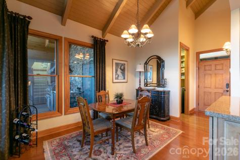 755 Andrew Banks Road Burnsville NC 28714