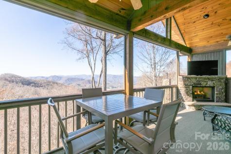 755 Andrew Banks Road Burnsville NC 28714