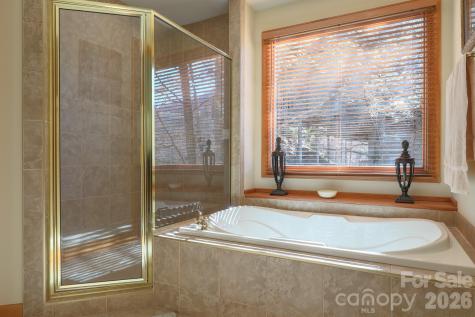 755 Andrew Banks Road Burnsville NC 28714