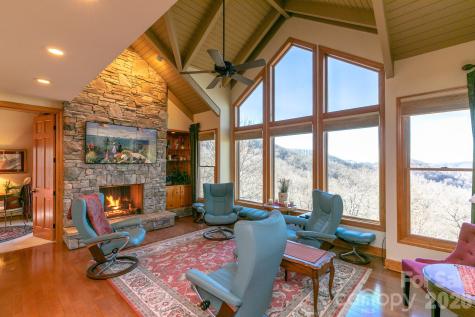 755 Andrew Banks Road Burnsville NC 28714