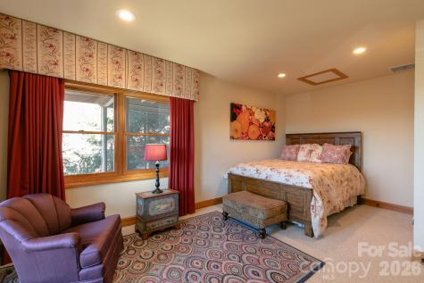 755 Andrew Banks Road Burnsville NC 28714