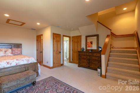 755 Andrew Banks Road Burnsville NC 28714