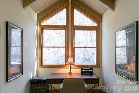 755 Andrew Banks Road Burnsville NC 28714