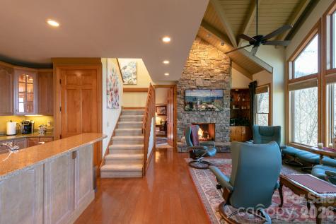 755 Andrew Banks Road Burnsville NC 28714