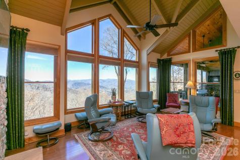 755 Andrew Banks Road Burnsville NC 28714