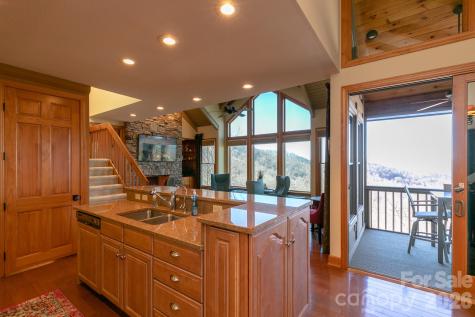 755 Andrew Banks Road Burnsville NC 28714