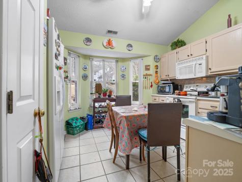 112 Cimarron Drive Asheville NC 28803